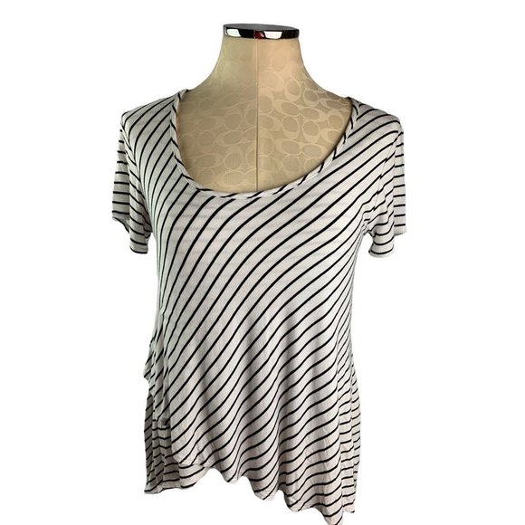Small Bobeau Women's Black White Striped Short Sleeve Tshirt Layered - Picture 2 of 7